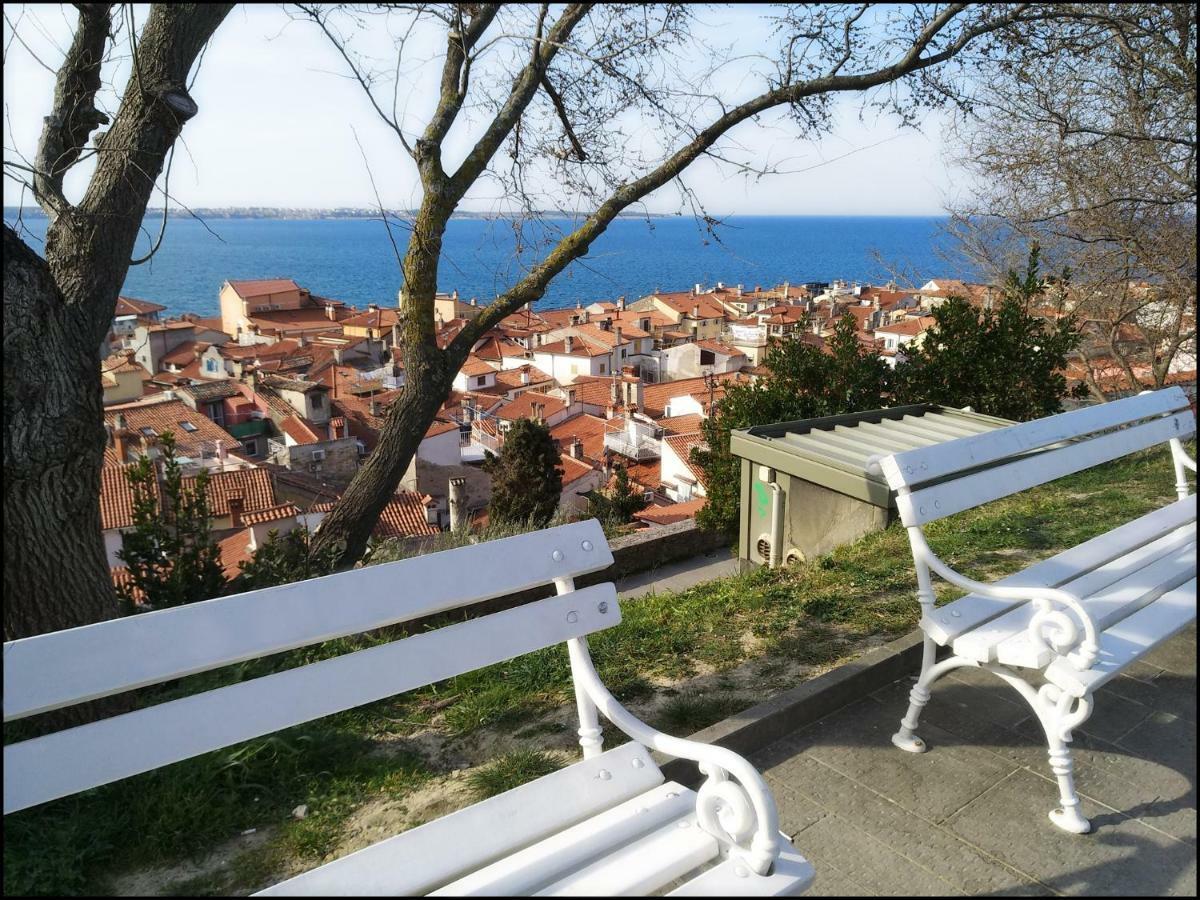 Casa Vacanze Enjoy Pirano Exteriör bild